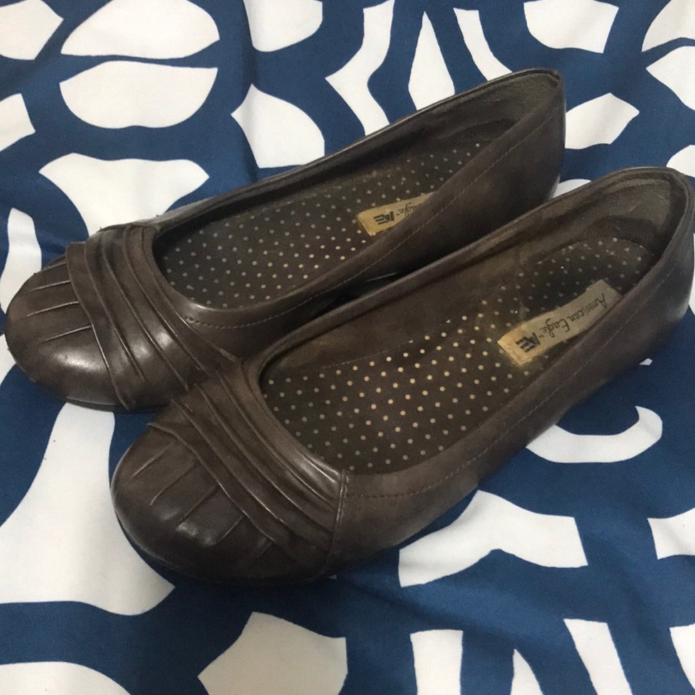 American Eagle flats